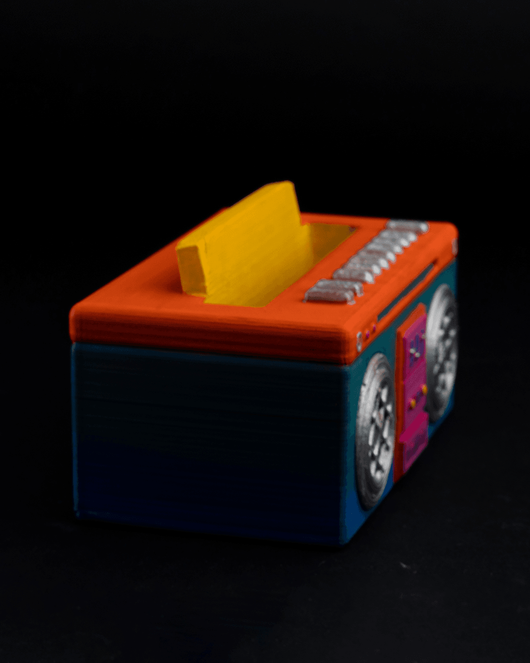 90’s Boombox Phone Amplifier - Image 4