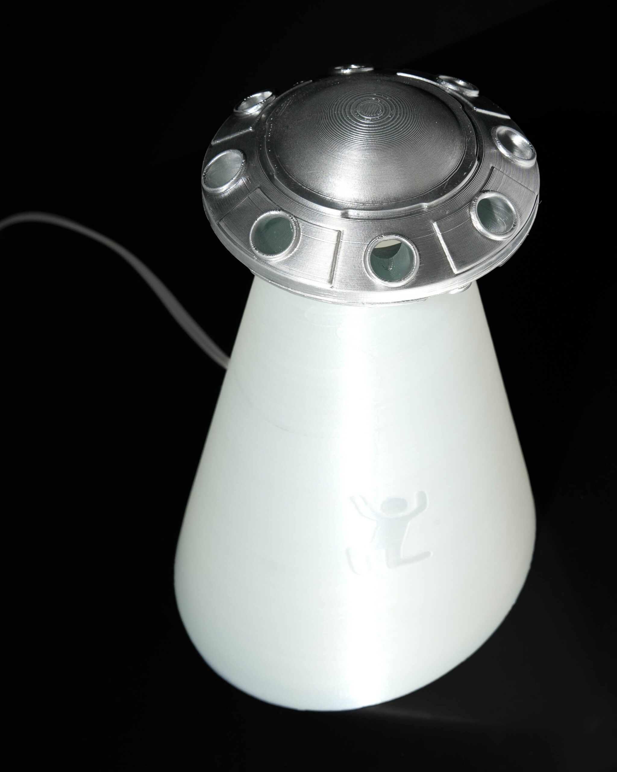 Abduction UFO Lamp - Image 6