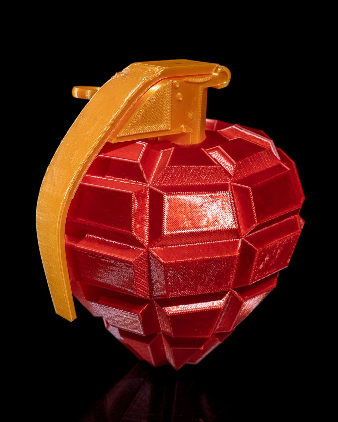 Love Grenade - Image 2