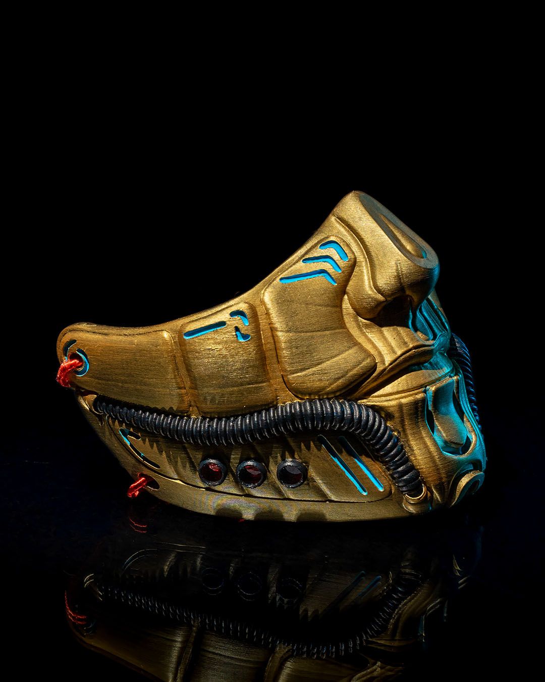 Metropolis Mask - Image 4