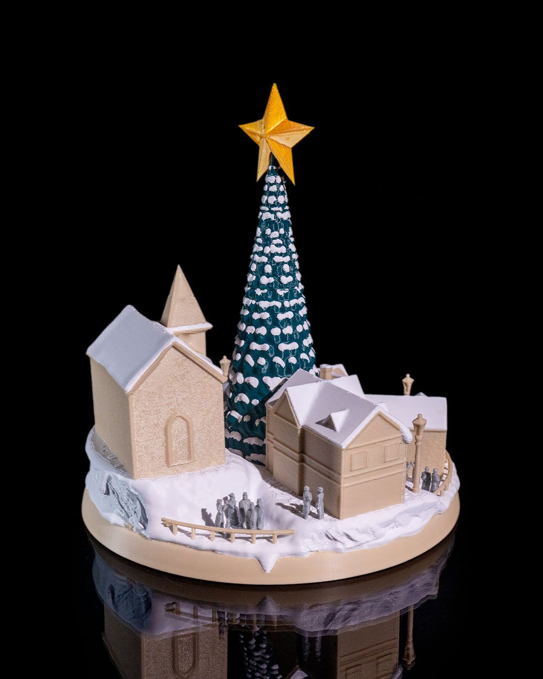 Snowy Christmas Village - Image 4