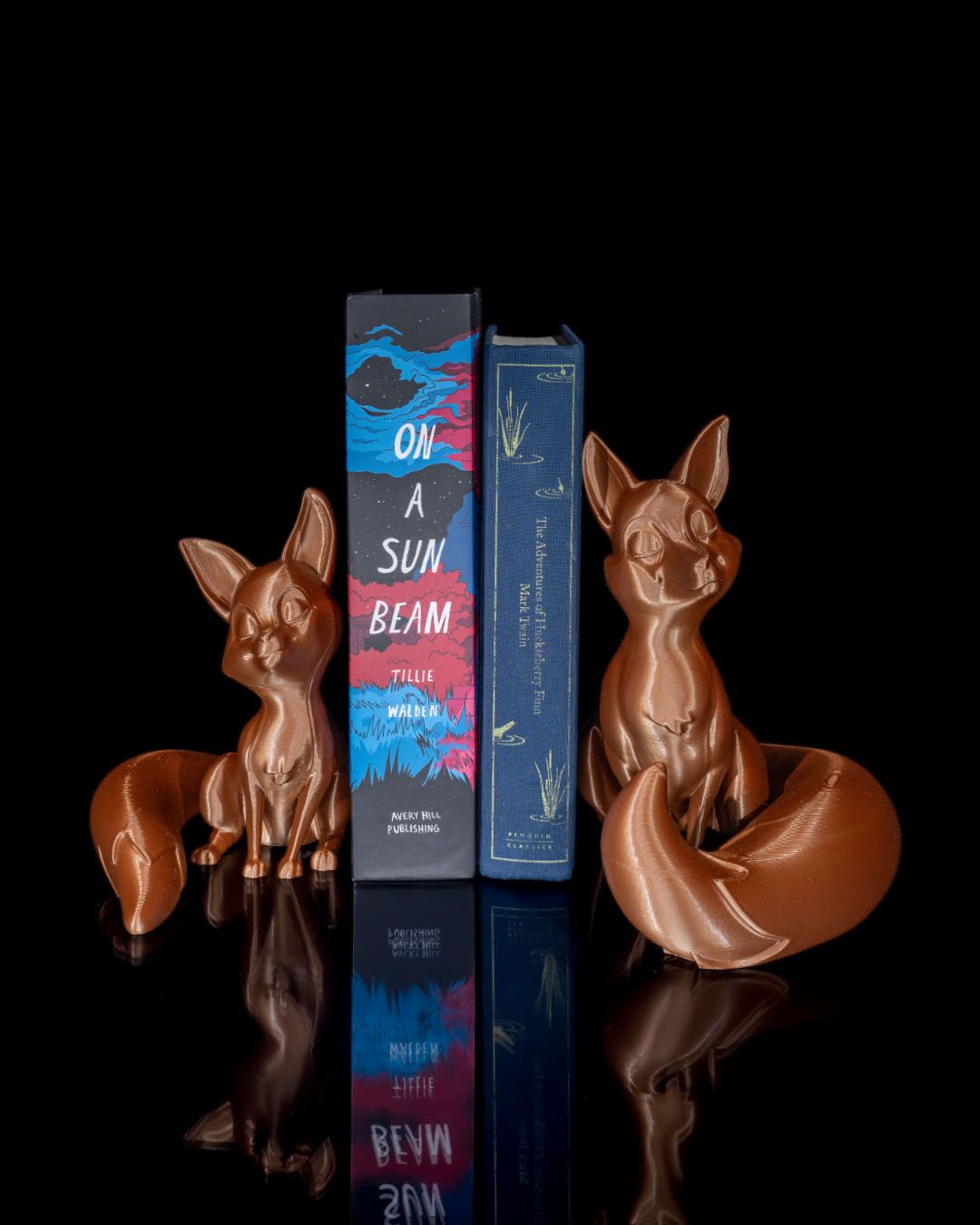 Wise Fox Bookend - Image 3