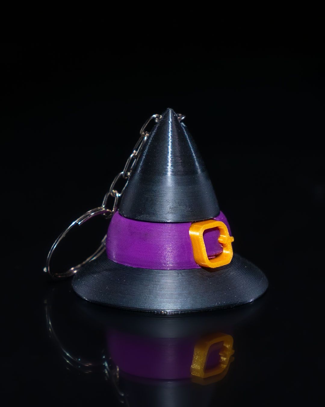 Spinning Witch Hat Keychain – Halloween Fidget Toy - Image 3