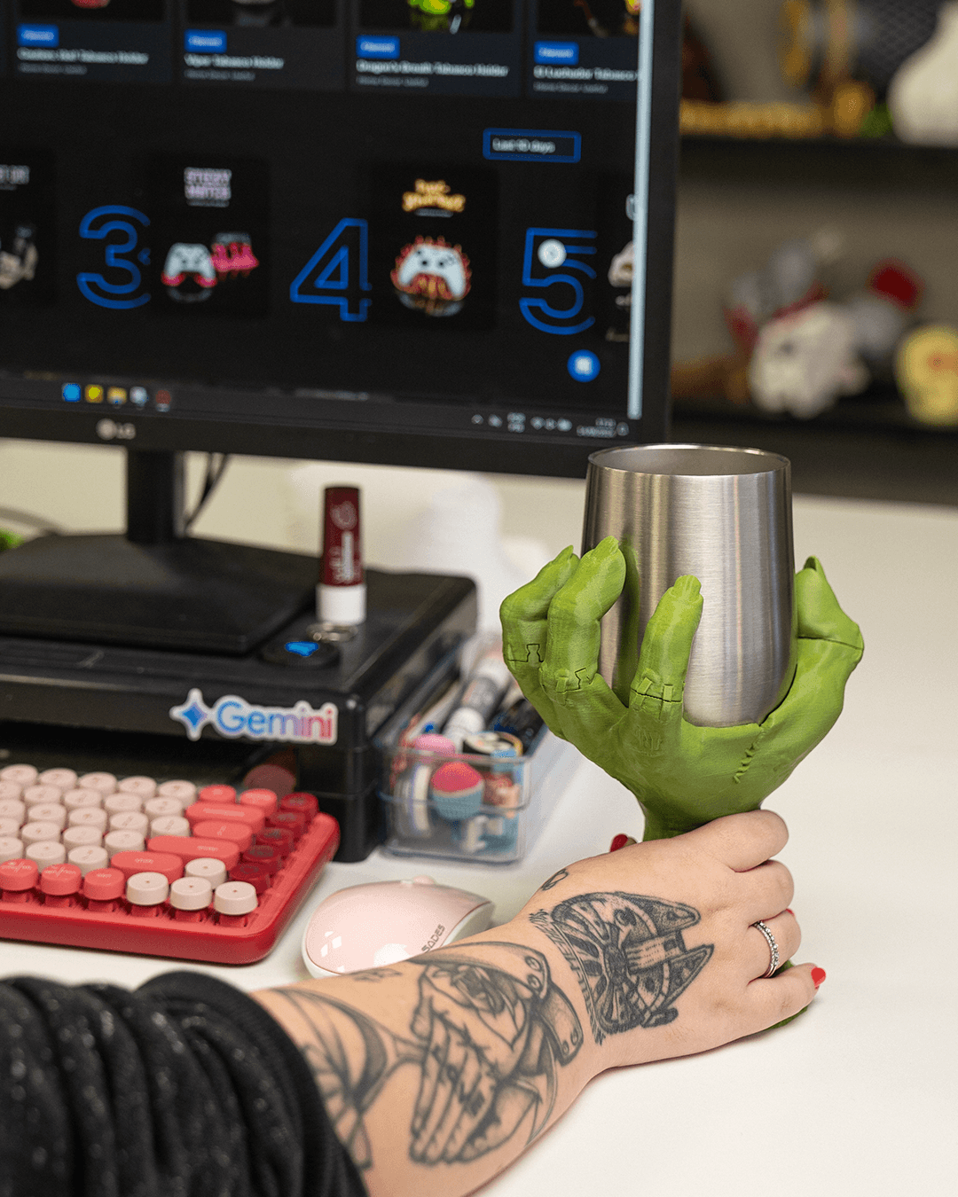 Grave Grasp Thirst Quencher - Image 3