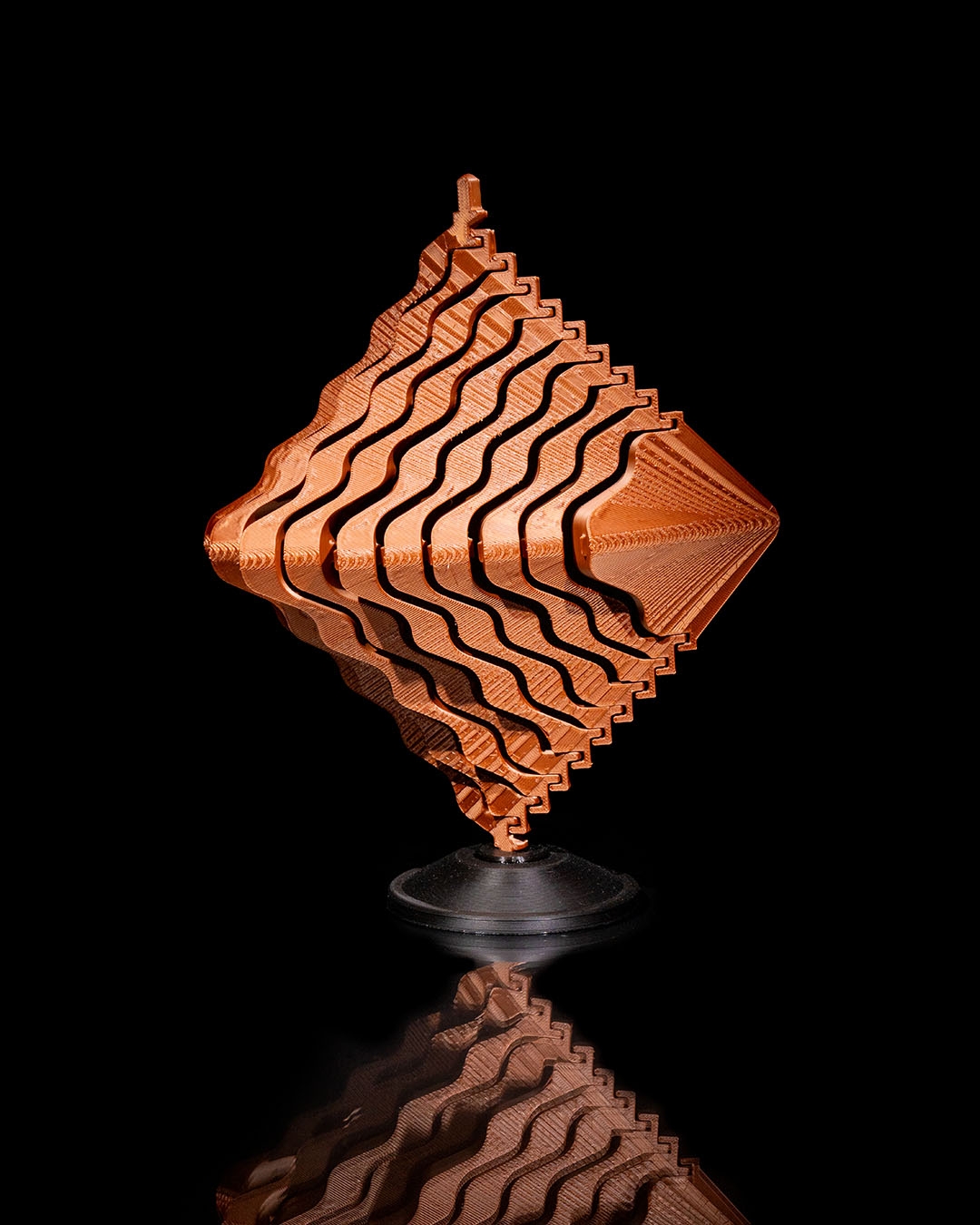 Dust - Kinetic Art Sculpture - Image 2