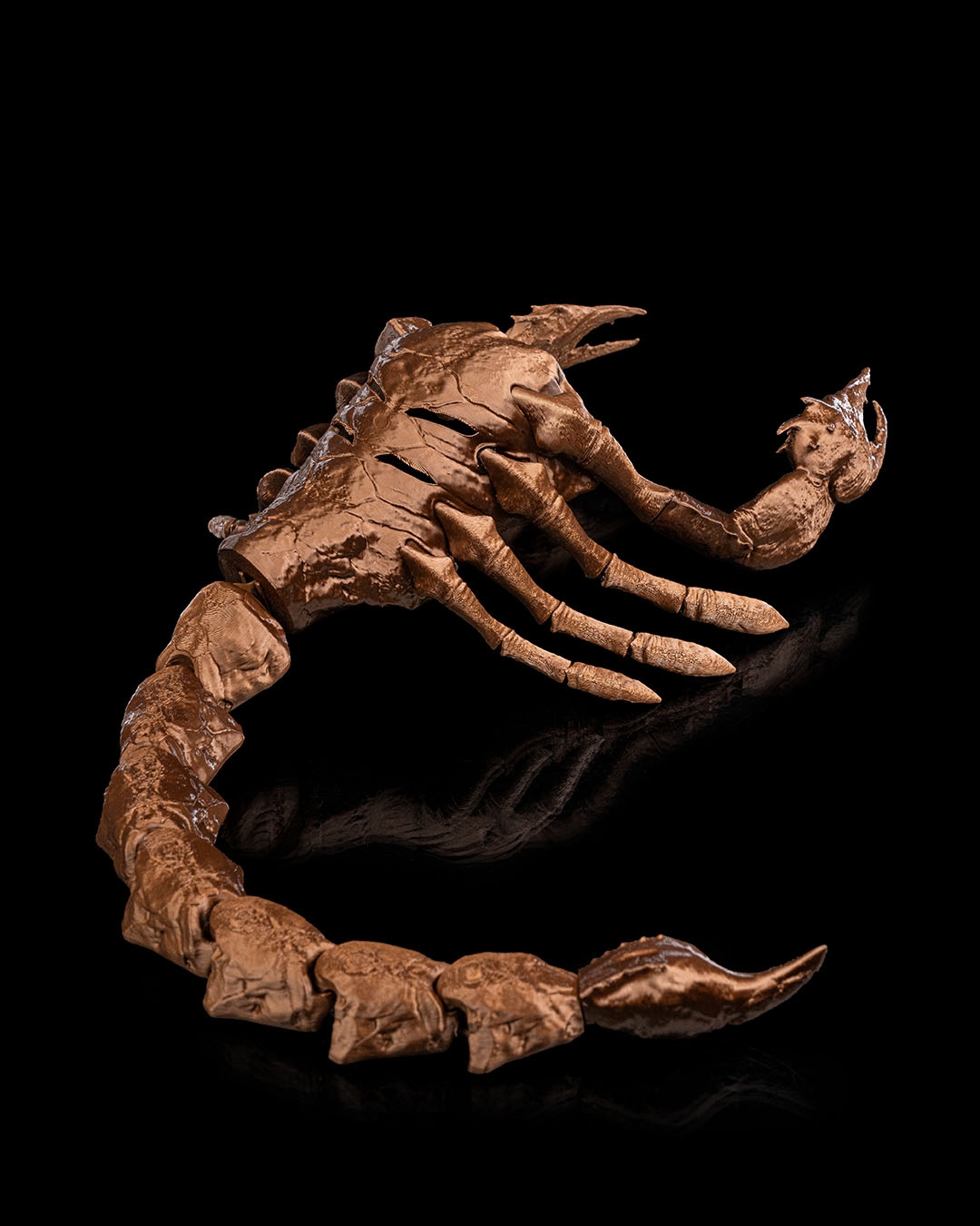 Scorpion Grasp Halloween Mask - Image 6