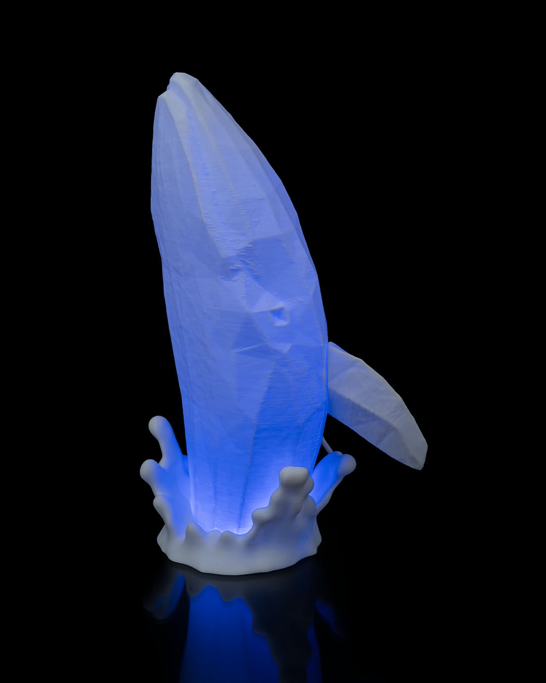 Low Poly Whale Table Lamp - Image 6