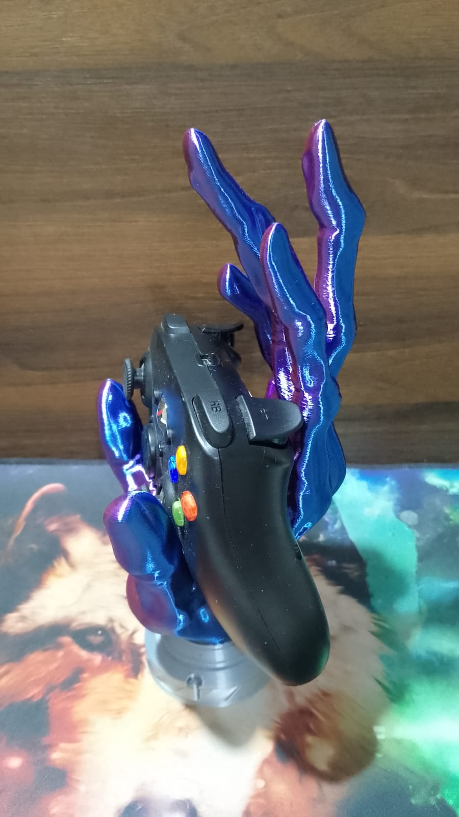 6-Finger Alien Hand Controller Holder - Image 10