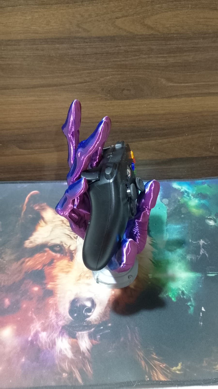 6-Finger Alien Hand Controller Holder - Image 12