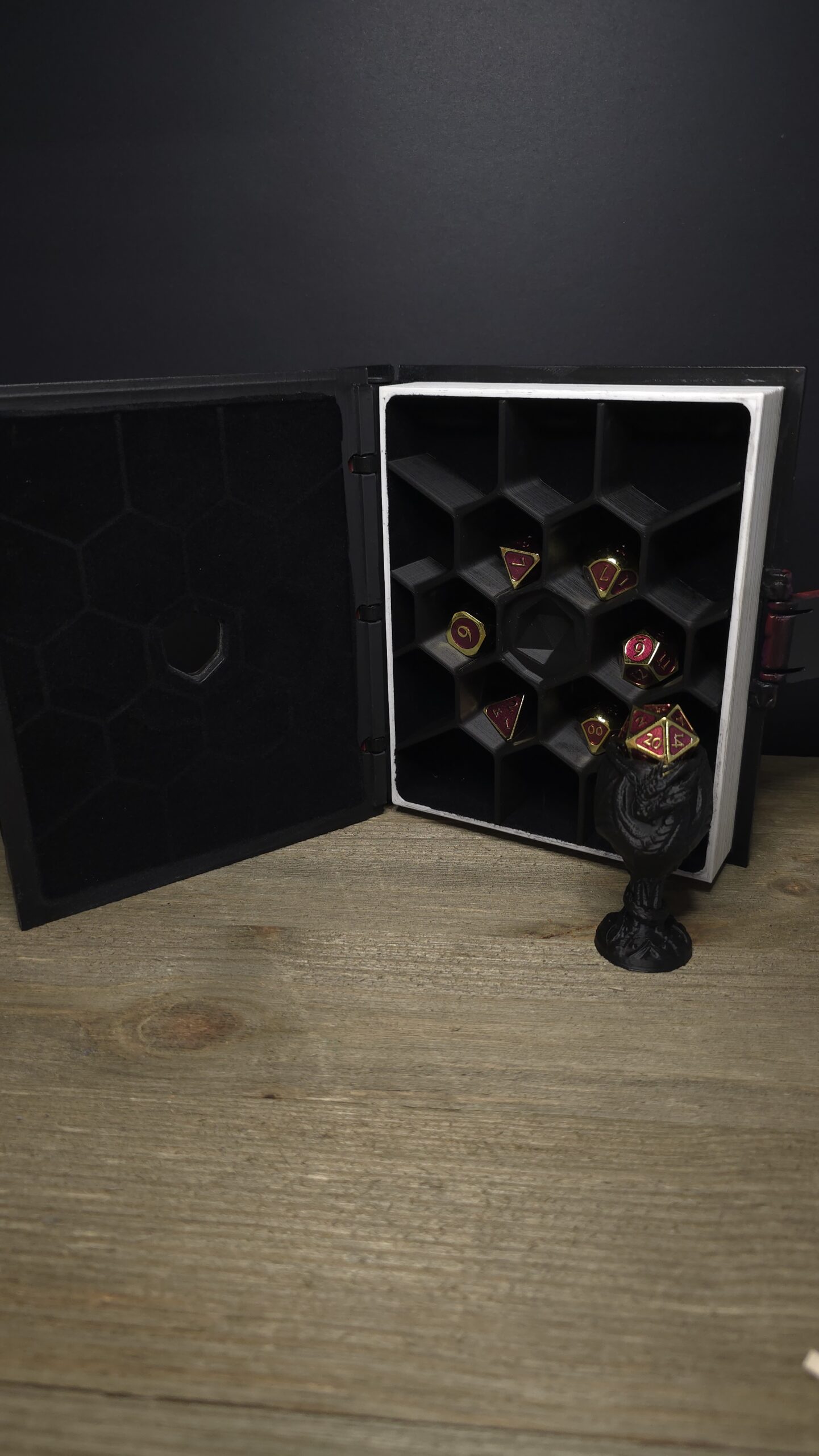 Eye Roll - Dice Box & Tray 22mmD20 - Image 4